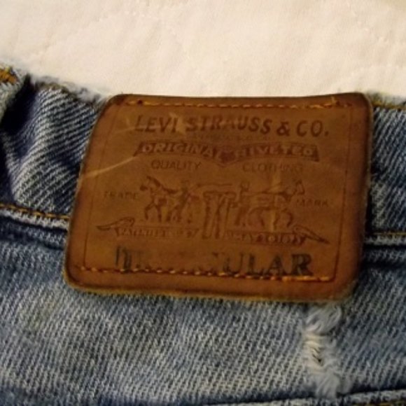 LEVIS Light Blue  Straight Leg Womens Jeans sz-18 - Picture 3 of 8